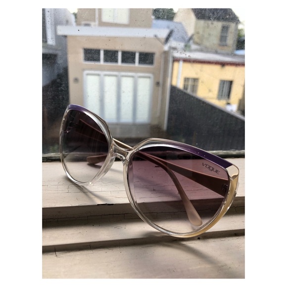 Vintage Vogue Cat Eye Sunglasses - Picture 2 of 5